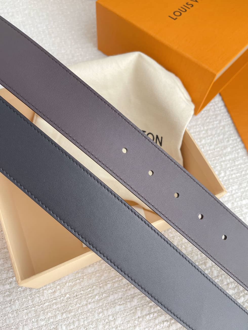 Best Replica 7 Star Louis Vuitton Leather Belt 40mm - Colareps