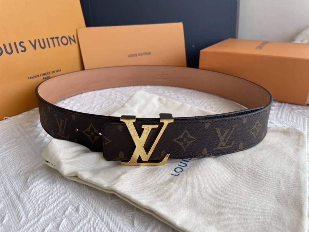 Best Replica Fake Louis Vuitton Logo Belt 38mm - Colareps