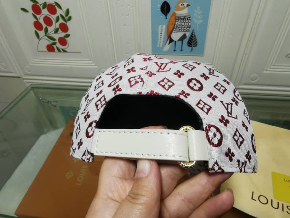 Best Replica Best Louis Vuitton Classic Baseball Cap - Colareps