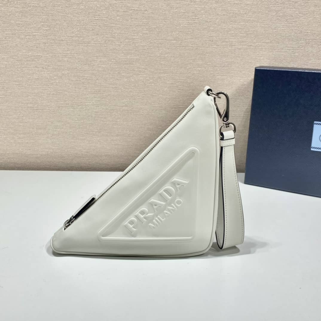 Best Replica Prada Lady Leather Triangle Leather Replica Pouch - Colareps