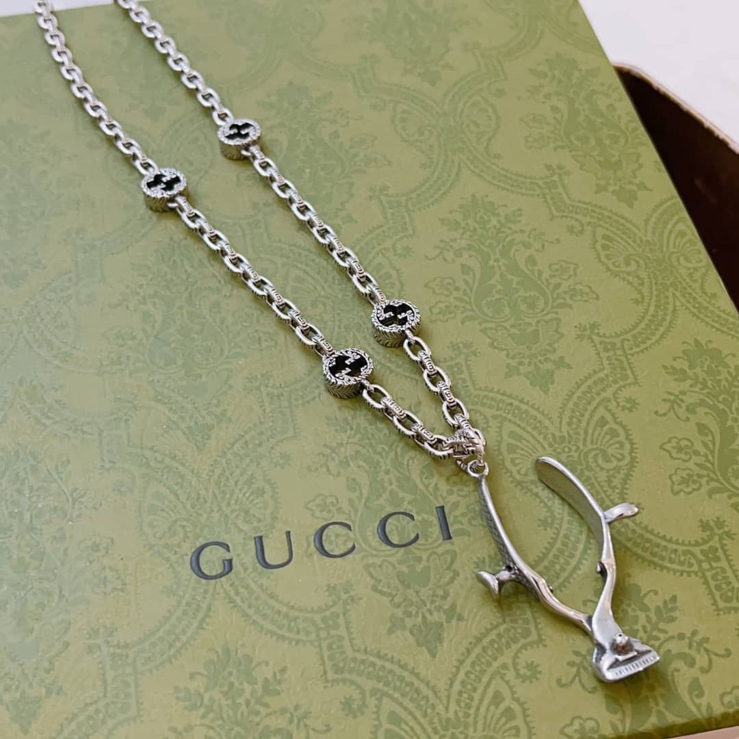 Best Replica Wholesale Gucci Logo Necklace - Colareps