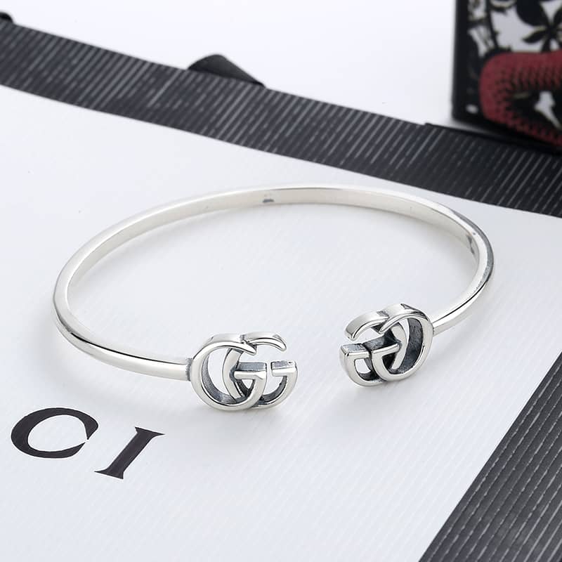 Best Replica Fake Gucci Logo Bracelet - Colareps