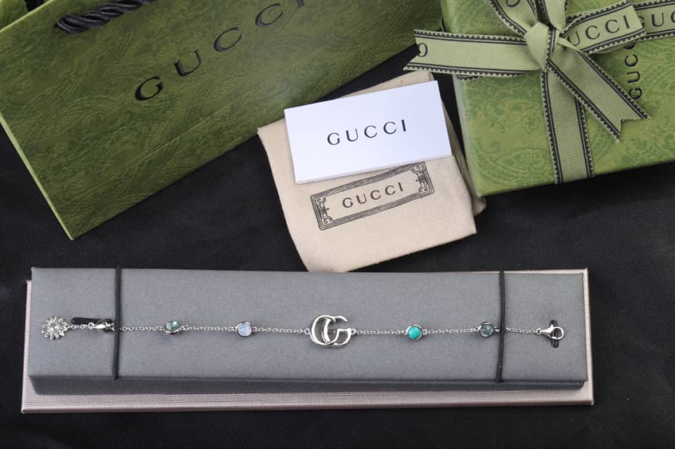 Best Replica Fake Gucci Logo Bracelet - Colareps