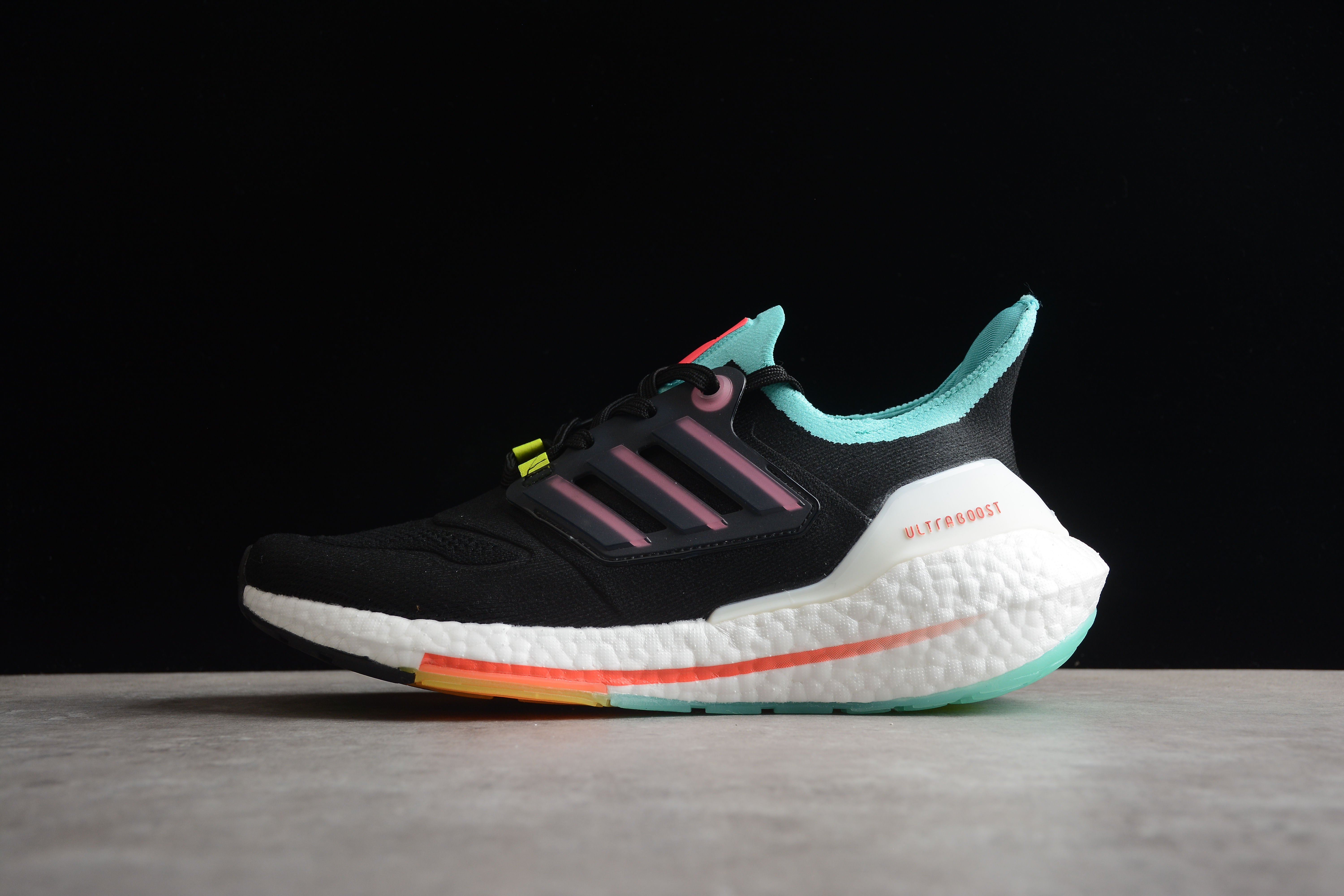 Best Replica adidas Ultra Boost 22 GY4516 - Colareps