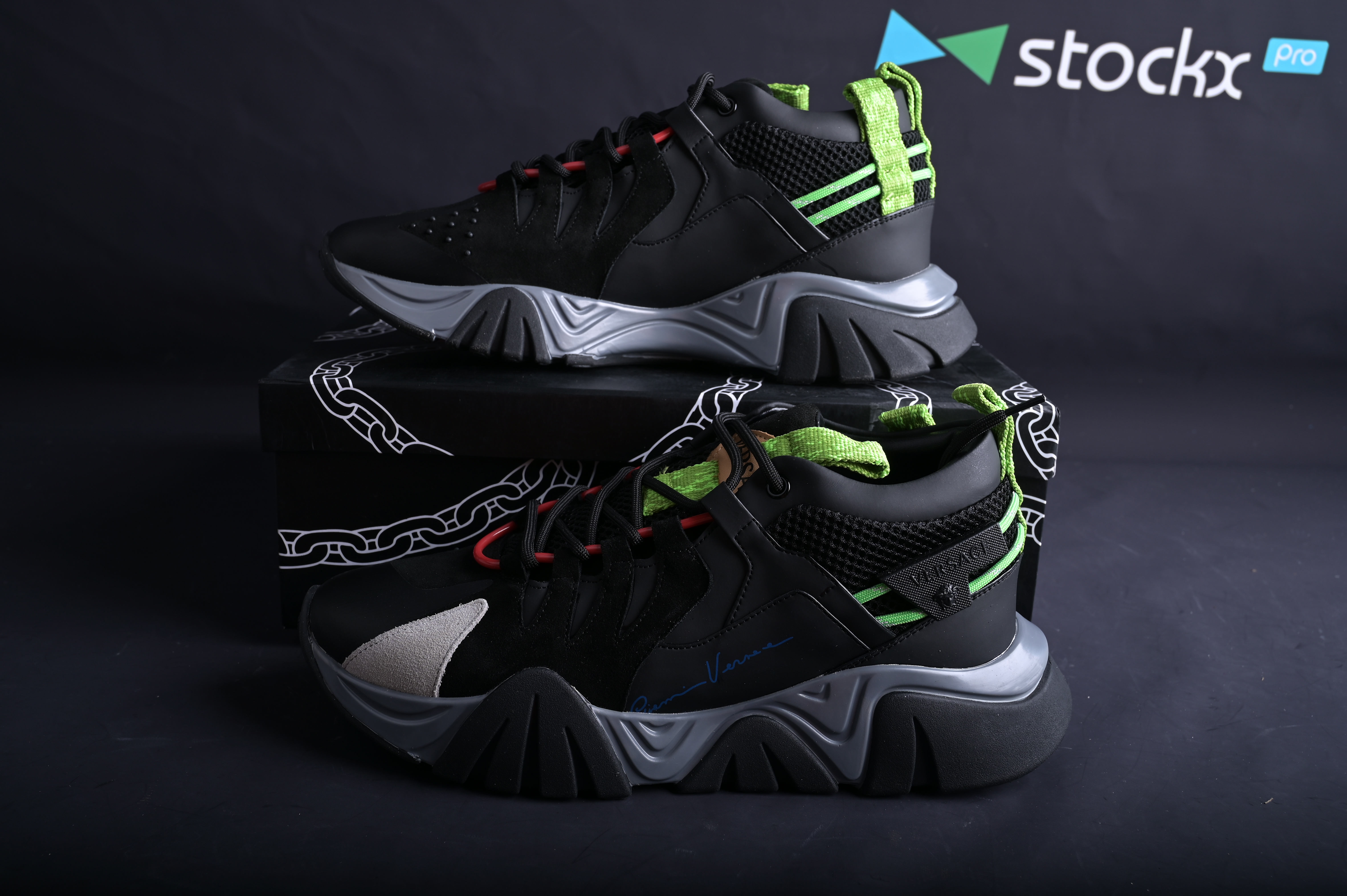 Best Replica Versace TRIGRECA Jogging Black Grey(SP Batch) - Colareps