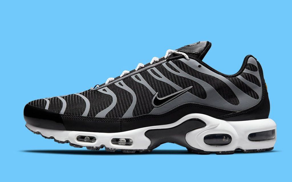 Best Replica Air Max Plus  Black Metallic Silver  DM2466-001 - Colareps