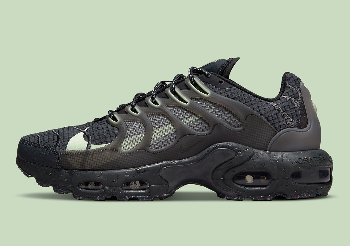 Best Replica Air Max Terrascape Plus  Black Barely Volt  DC6078-002 - Colareps