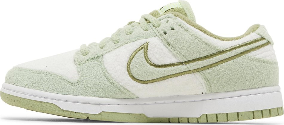 Best Replica Wmns Dunk Low SE  Fleece   Honeydew  DQ7579-300 - Colareps