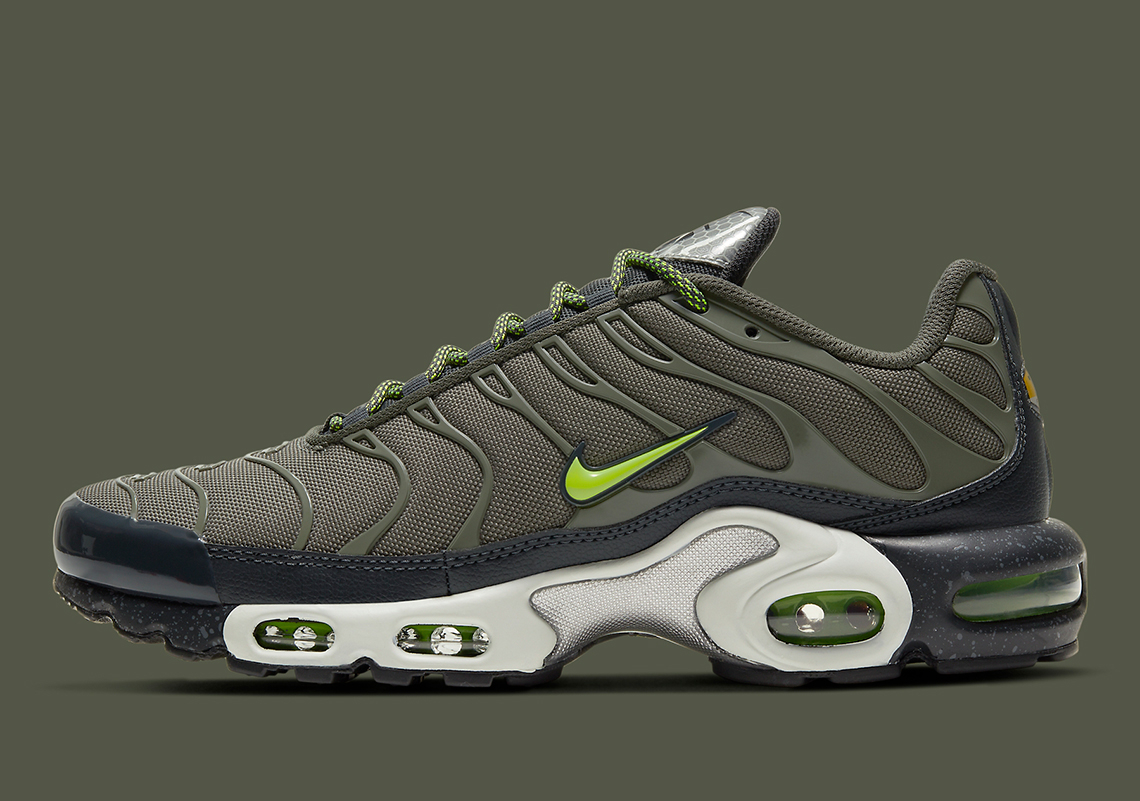 Best Replica 3M x Air Max Plus Surfaces in “Twilight Marsh” DB4609-300 - Colareps
