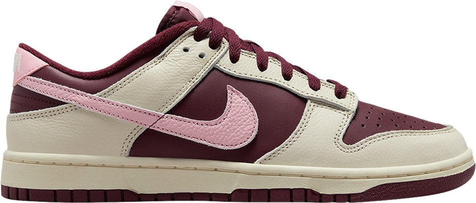 Best Replica Wmns Dunk Low  Valentine s Day  DR9705-100 - Colareps