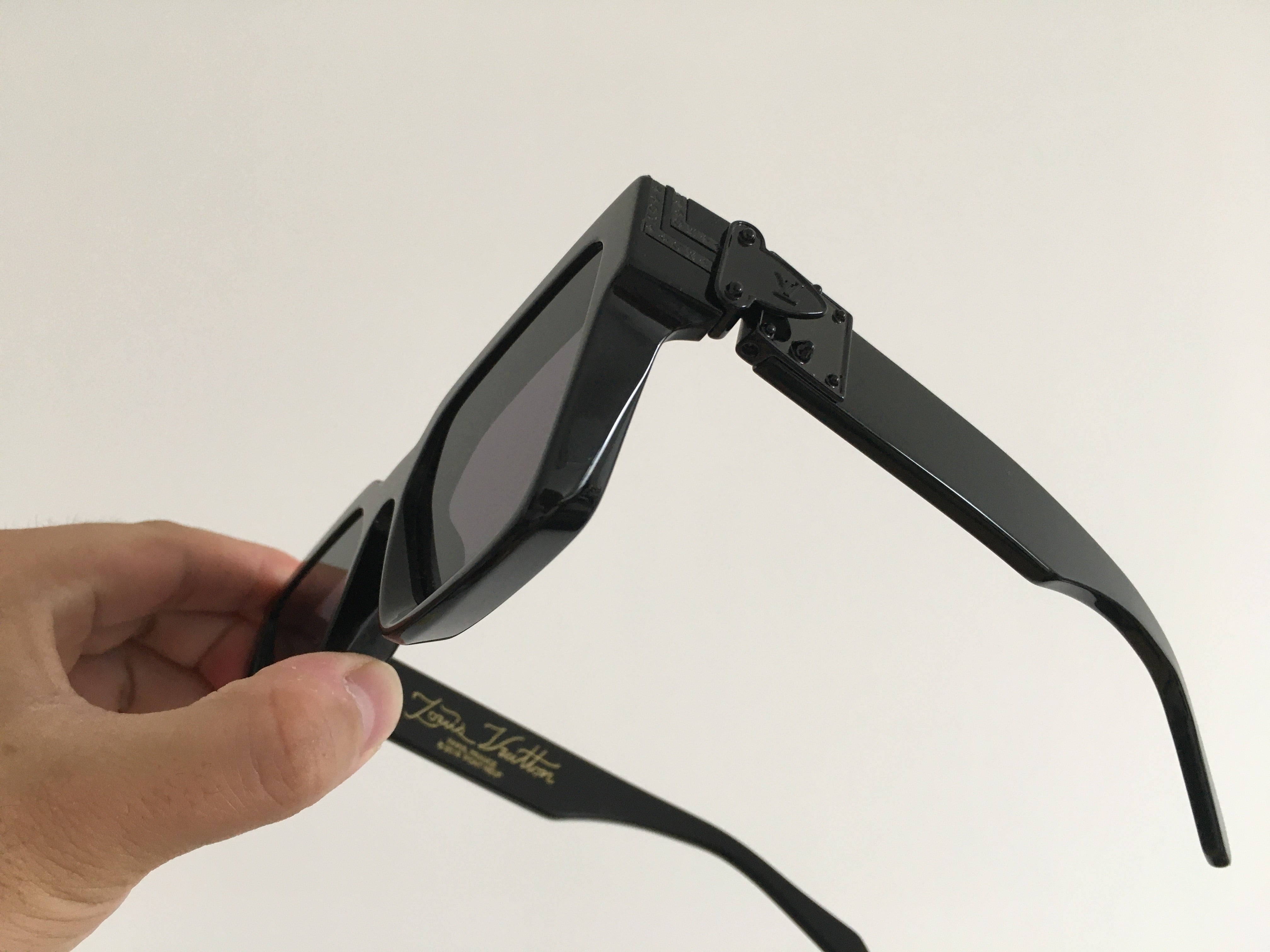 Best Replica Louis Vuitton Sunglasses - Colareps