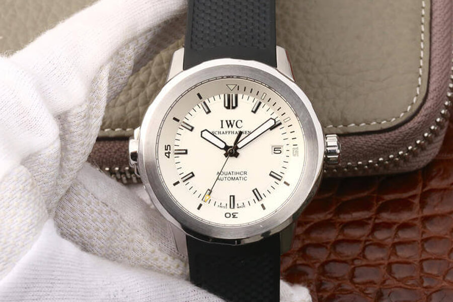 Best Replica Replica IWC Aquatimer IW329003 1:1 Best Edition V6 Factory Silver White Dial - Colareps
