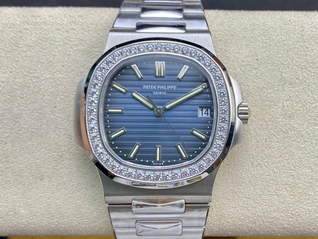 Best Replica Replica Patek Philippe Nautilus 5713/1G-010 1:1 Best Edition PPF Factory V4 Blue Dial Swiss ETA324 - Colareps