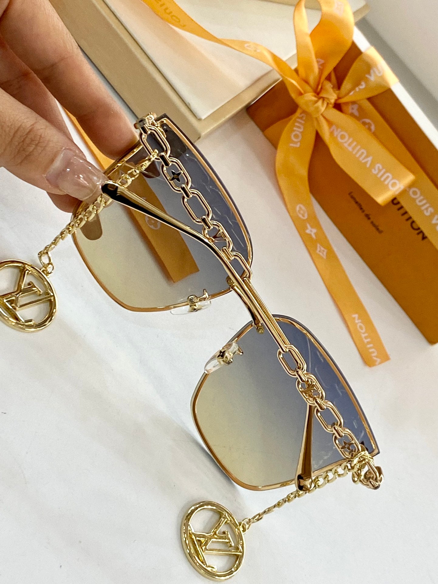 Best Replica Louis Vuitton Sunglasses - Colareps