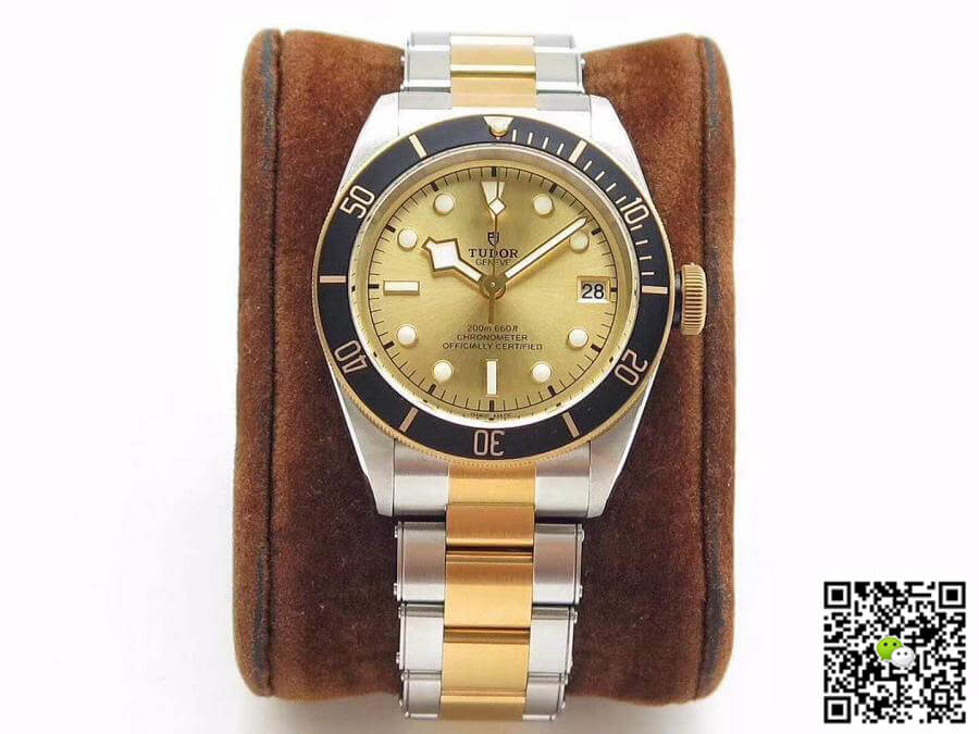Best Replica TUDOR Replica Heritage Black Bay M79733N-0004 ZF Factory 1:1 Best Edition Swiss ETA2824-2 Superlumed Dome-shaped Yellow Gold Dial - Colareps