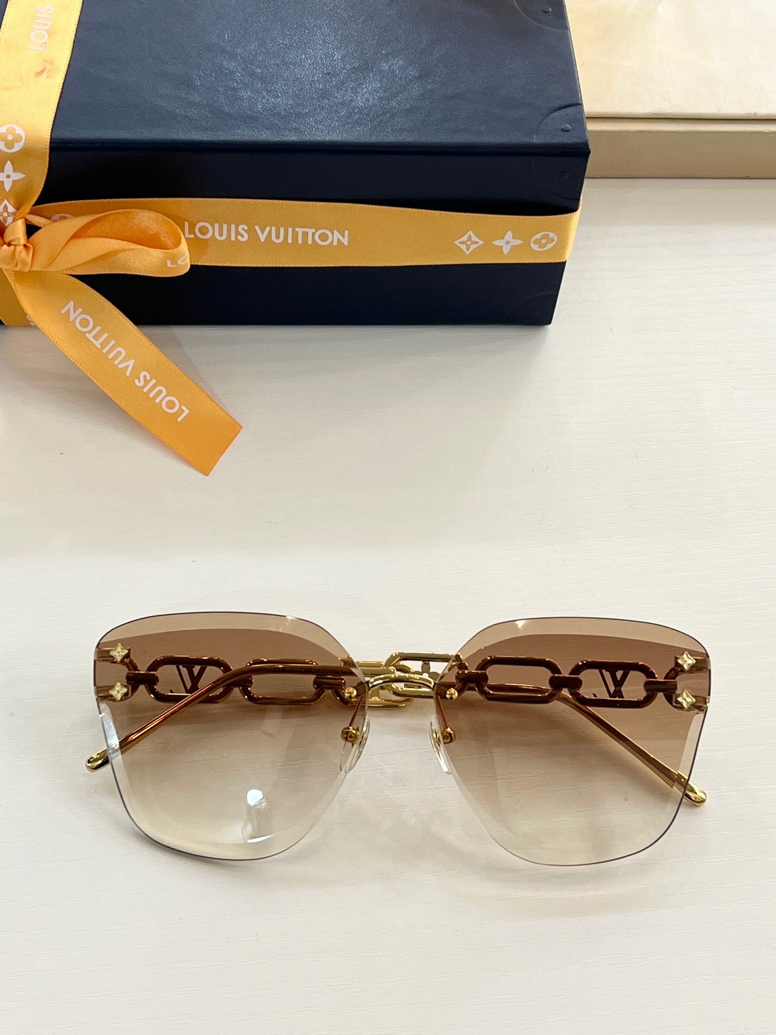 Best Replica Louis Vuitton Sunglasses - Colareps