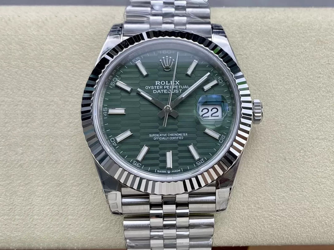Best Replica Replica Rolex Datejust M126334-0030 41MM 1:1 Best Edition VS Factory Green Dial - Colareps