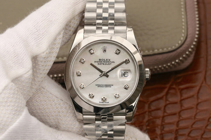 Best Replica Replica Rolex Datejust M126300 1:1 Best Edition EW Factory White Fritillary Dial - Colareps