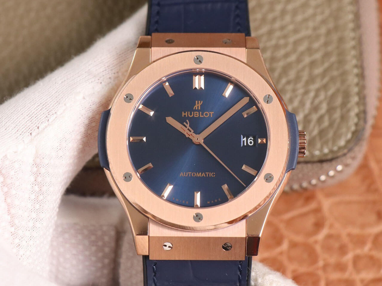 Best Replica Replica Hublot Classic Fusion 511.OX.7180.LR 1:1 Best Edition WWF Factory Rose Gold - Colareps