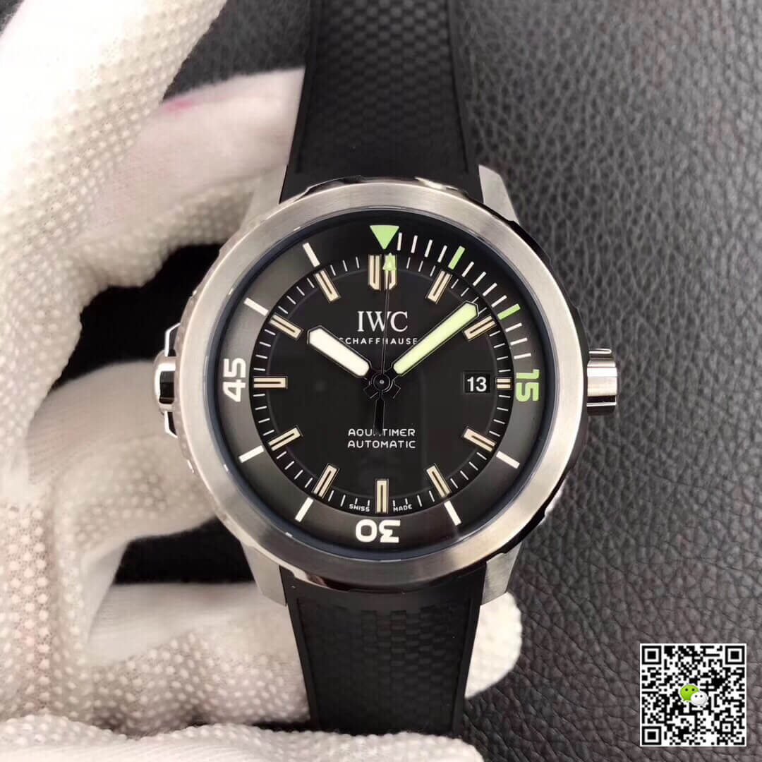 Best Replica Replica IWC Aquatimer IW329001 1:1 Best Edition V6 Factory Black Dial - Colareps