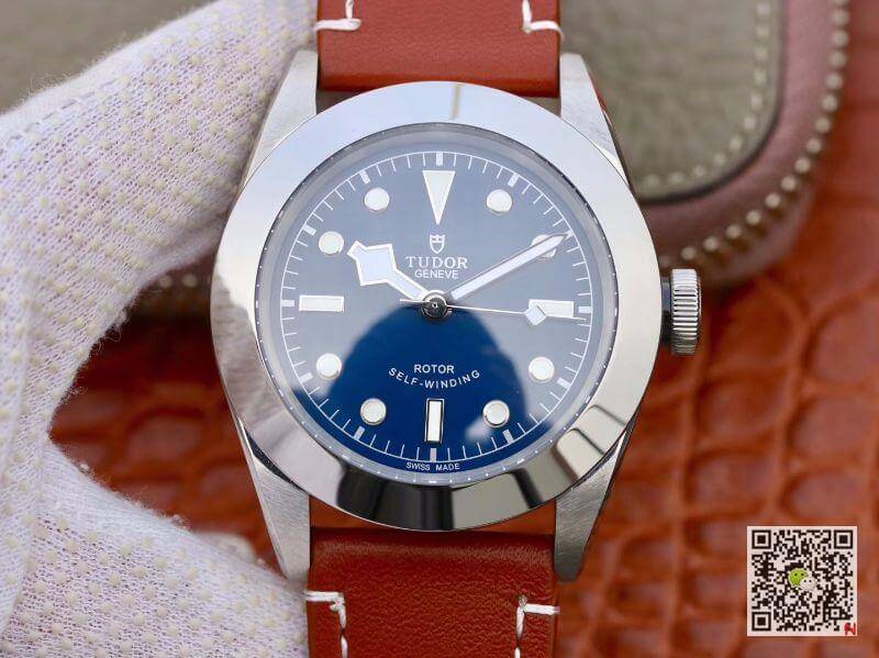 Best Replica TUDOR Replica Heritage Black Bay M79540-0005 TW Factory Men Watches 1:1 Best Edition Swiss ETA2836 Blue dial - Colareps