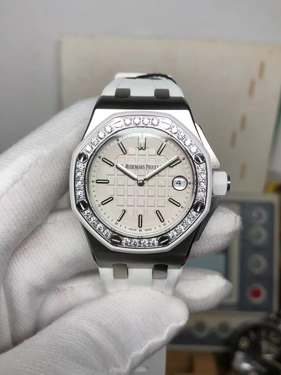 Best Replica Replica Audemars Piguet Royal Oak Offshore 67540SK.ZZ.A010CA.01 1:1 Best Edition White Dial - Colareps