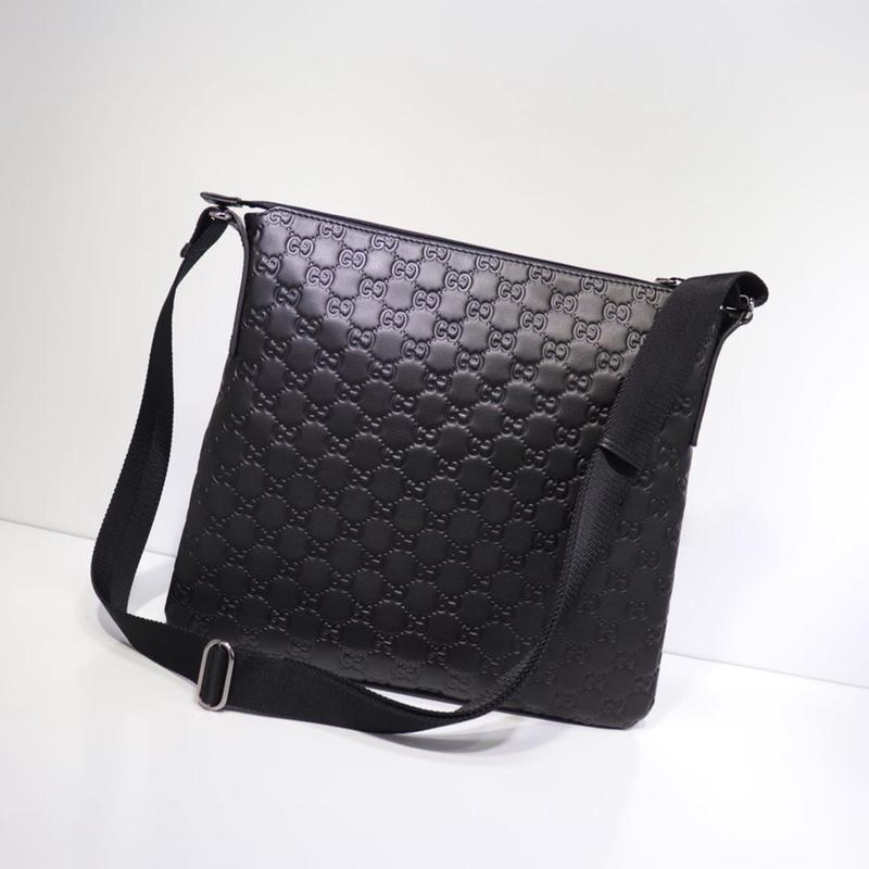 Best Replica New Collection Messenger Bags 19GM0050 - Colareps