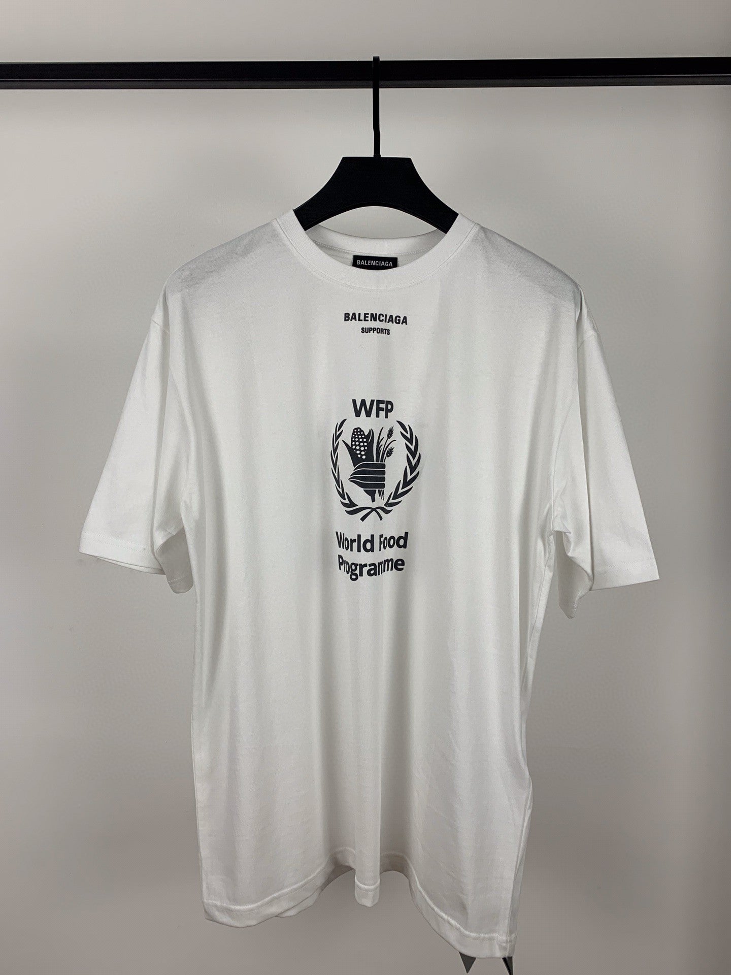 Best Replica Balenciaga T-shirt - Colareps