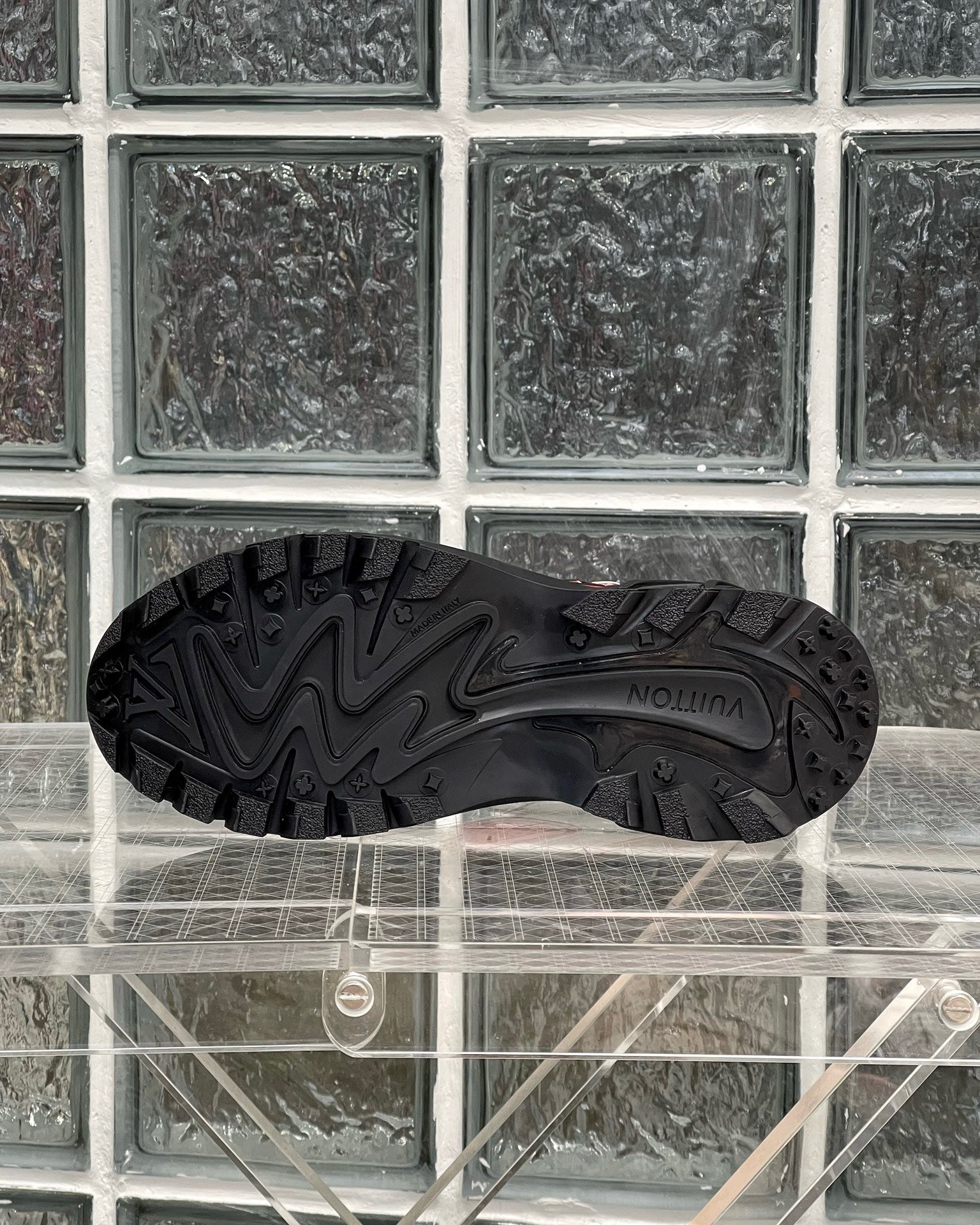Best Replica Louis Vuitton Runner Tatic Sneaker - Colareps