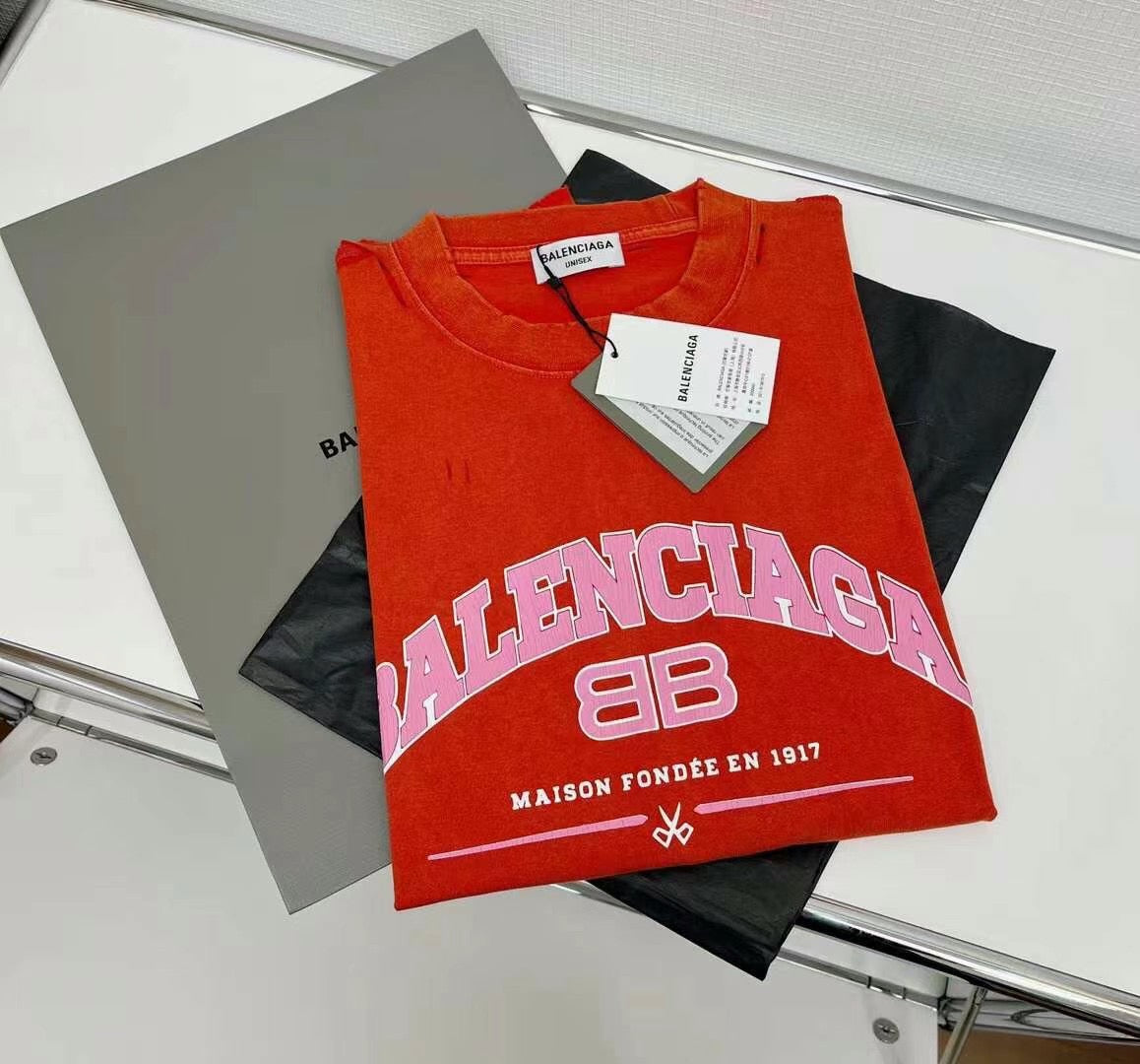 Best Replica Balenciaga T-shirt - Colareps