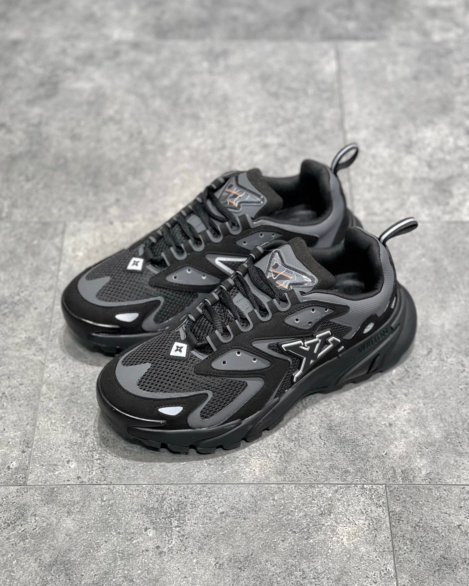 Best Replica Louis Vuitton Runner Tatic Sneaker - Colareps
