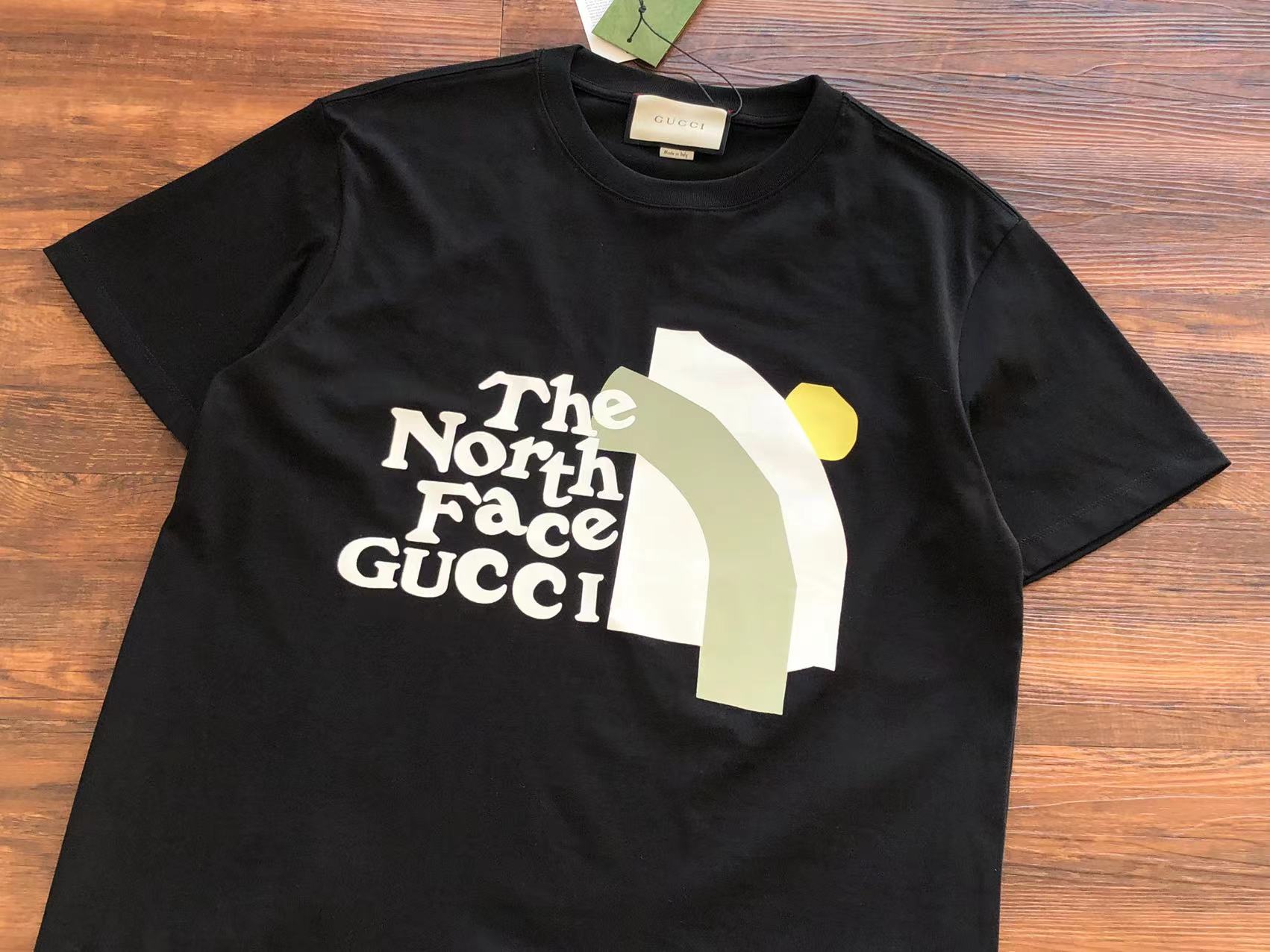 Best Replica Gucci x The North Face T-shirt - Colareps