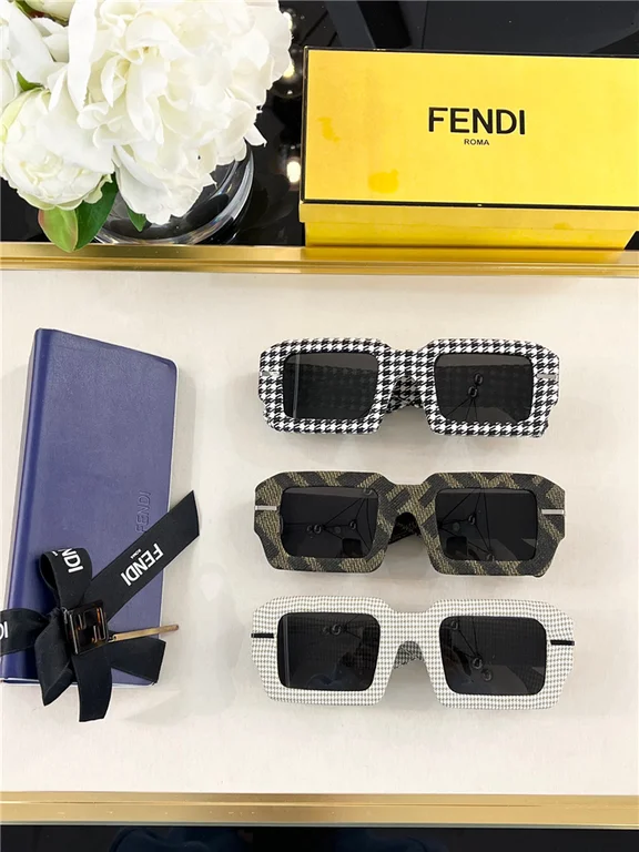 Best Replica Fendi - Colareps
