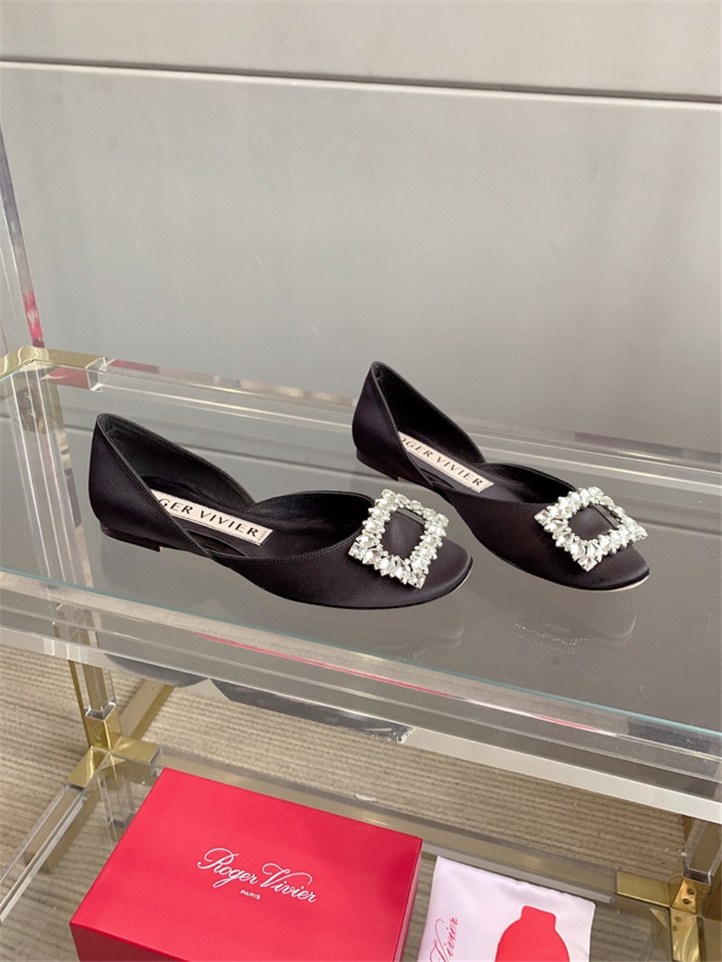 Best Replica Roger vivier new hollow square buckle flat bottom - Colareps