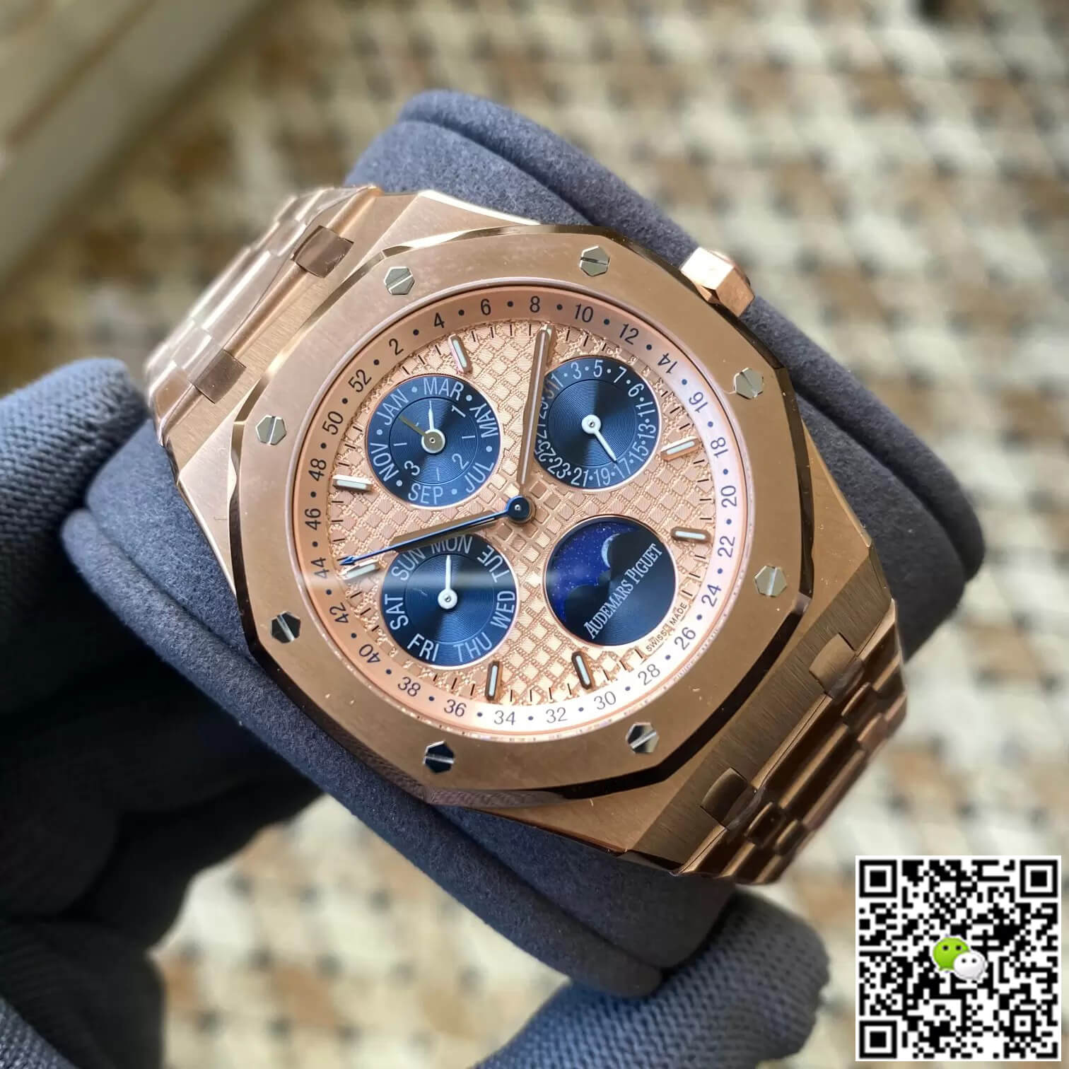 Best Replica Replica Audemars Piguet Royal Oak 26584OR.OO.1220OR.01 1:1 Best Edition APS Factory Gold Dial - Colareps
