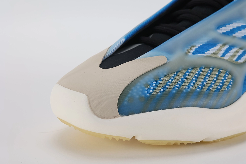 Best Replica Yeezy 700 V3 Arzareth Replica - Colareps