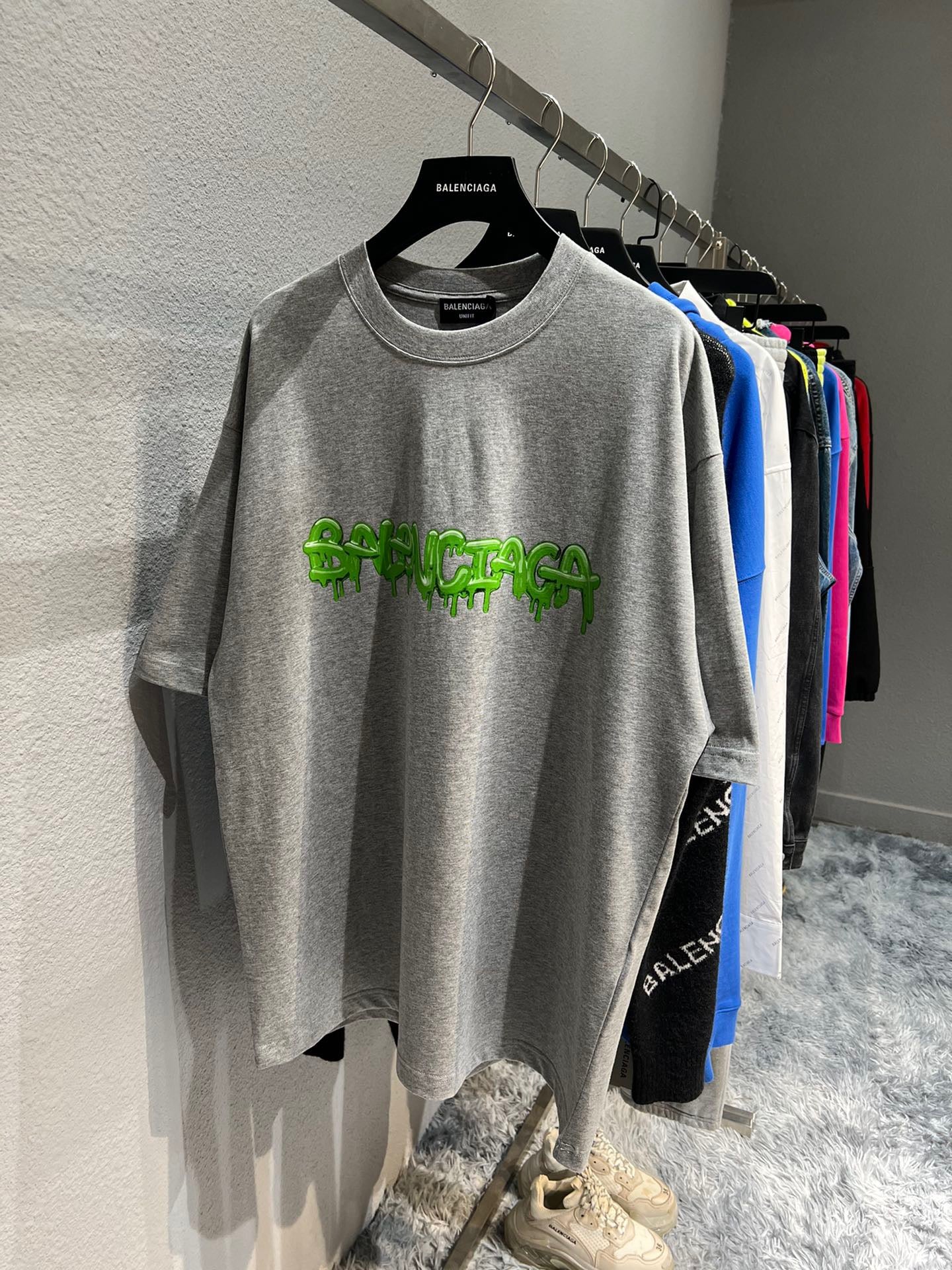 Best Replica Balenciaga T-shirt - Colareps