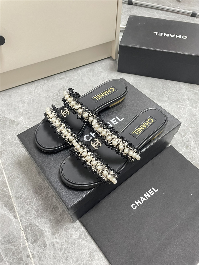 Best Replica Chanel new pearl buckle slippers - Colareps