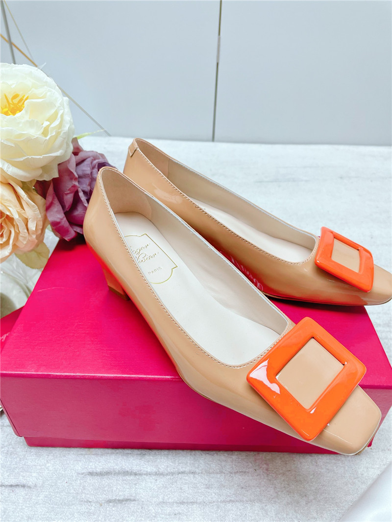 Best Replica Roger vivier new patent leather pumps - Colareps