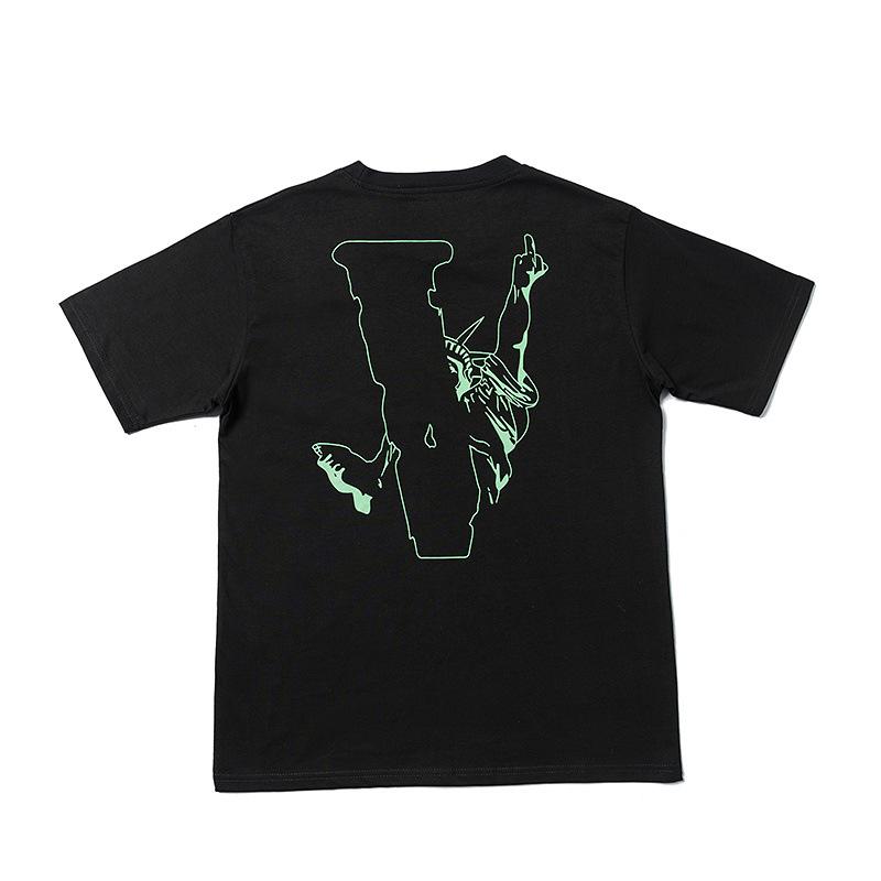 Best Replica Vlone NYC Pop Up Statue Of Liberty Were Coming Tee - Colareps