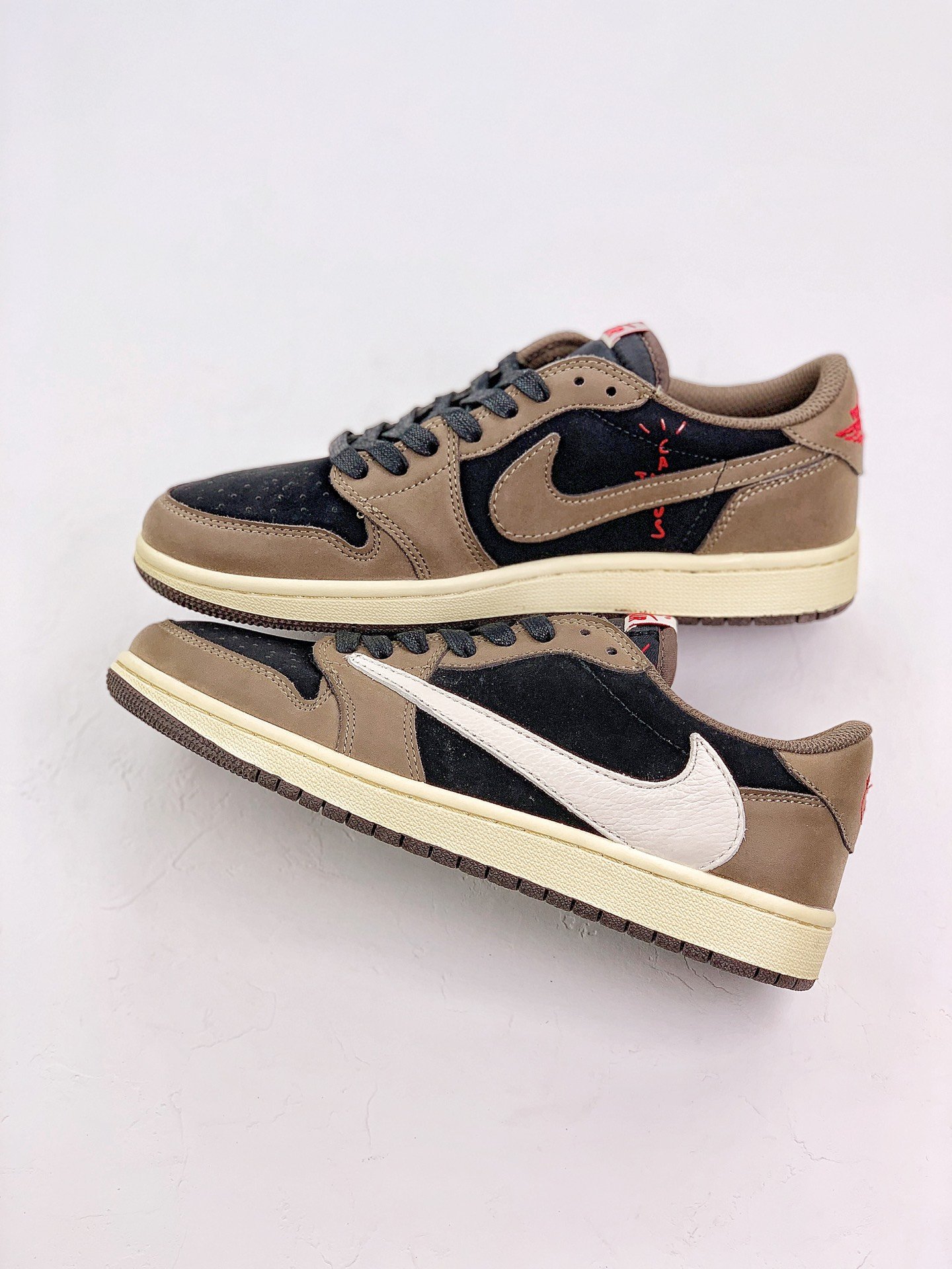 Best Replica Travis Scott X Air Jordan 1 Low Mocha Extended Size - Colareps