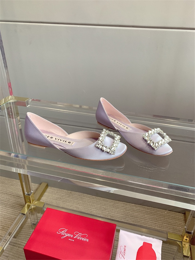 Best Replica Roger vivier new hollow square buckle flat bottom - Colareps