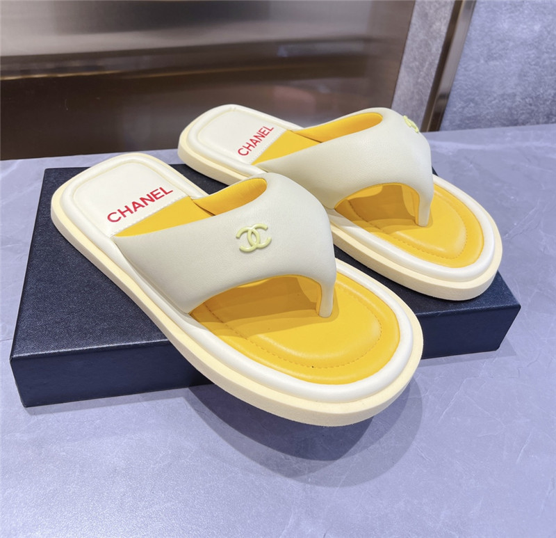 Best Replica Chanel Dupes fashion new slippers - Colareps
