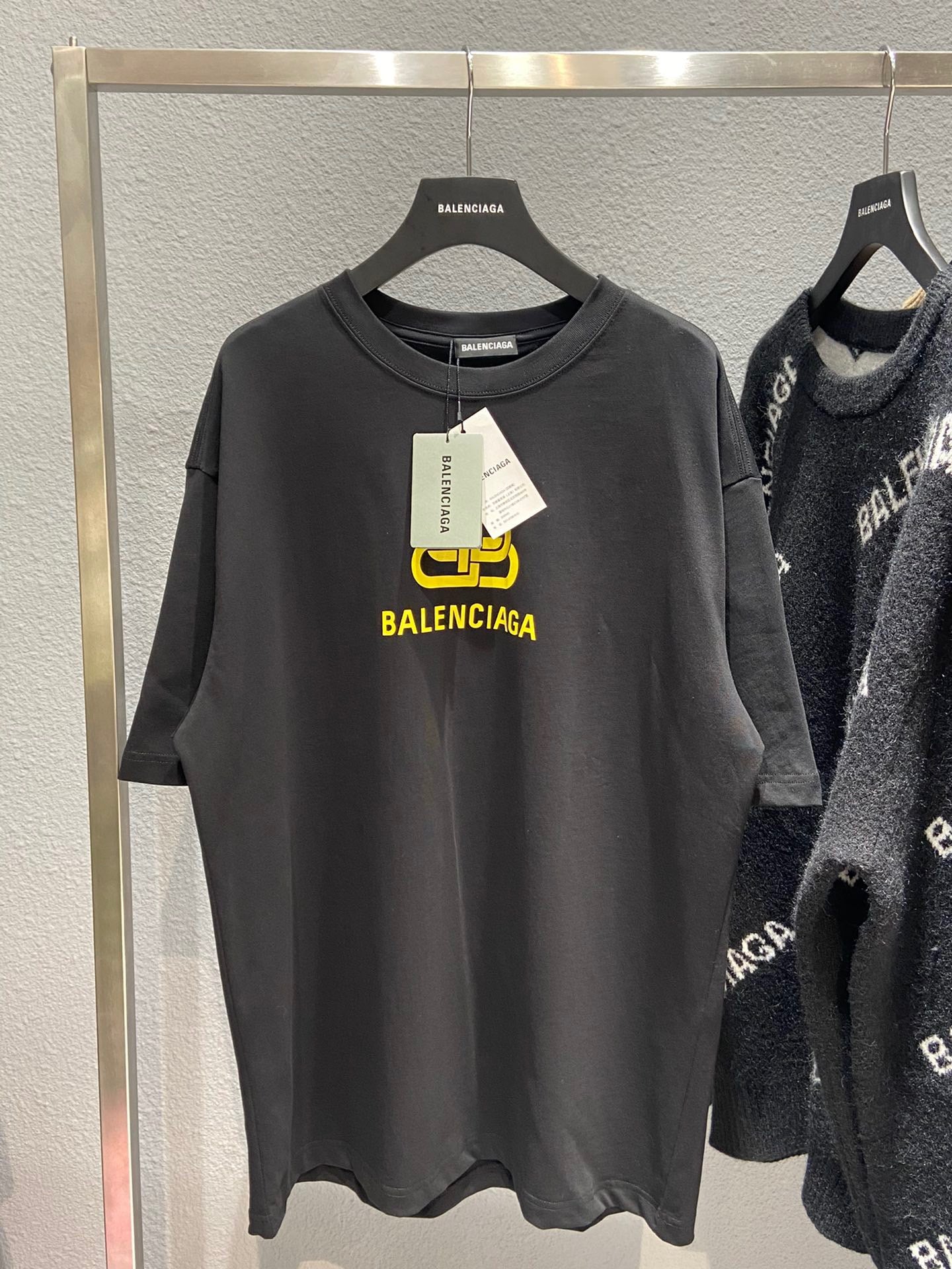Best Replica Balenciaga T-shirt - Colareps