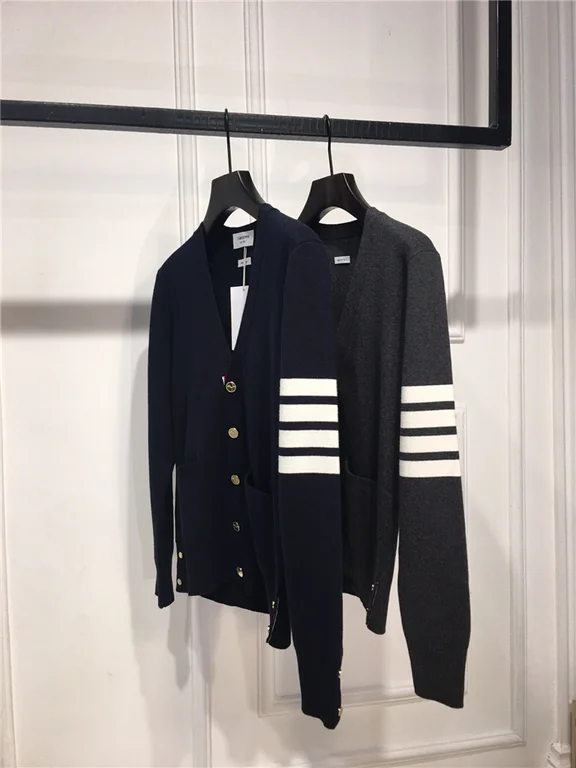 Best Replica Thom Browne Replica Sweater - Colareps