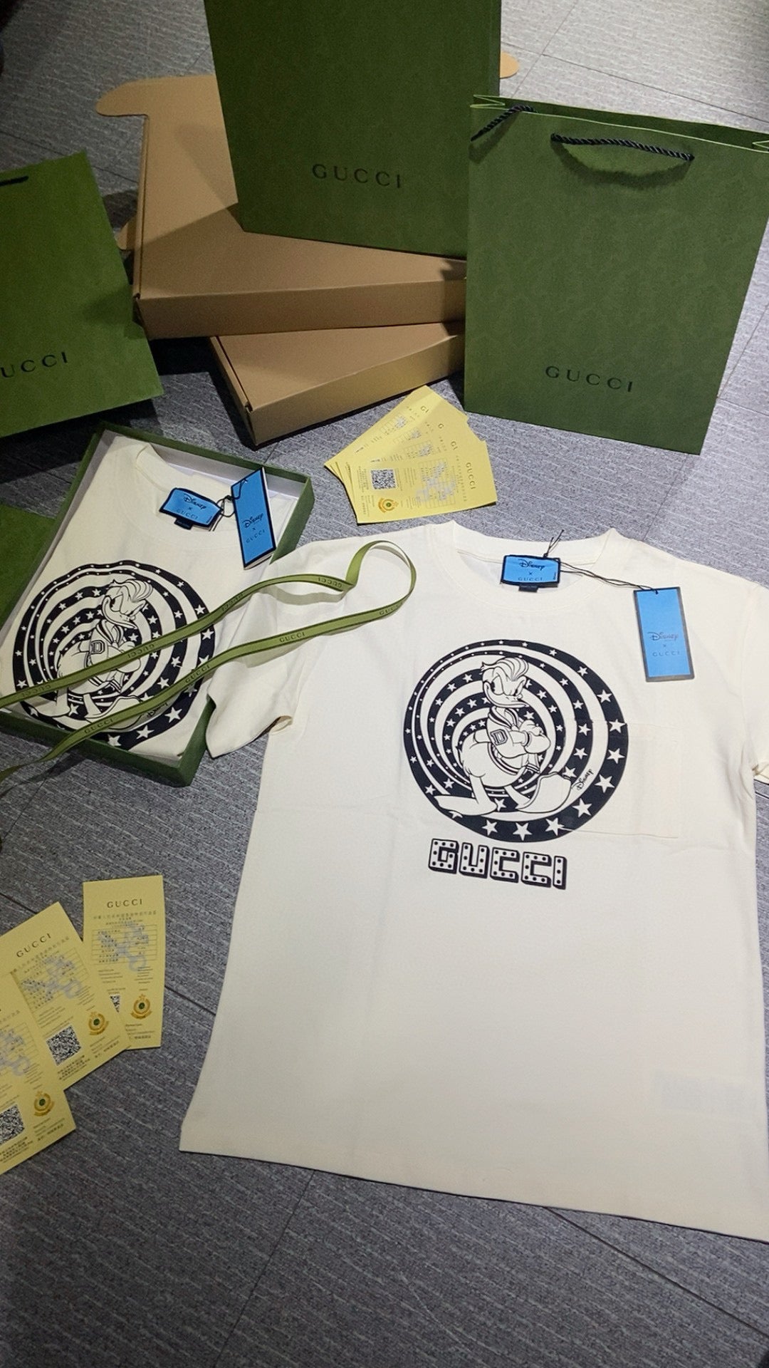 Best Replica Gucci x Disney T-shirt - Colareps