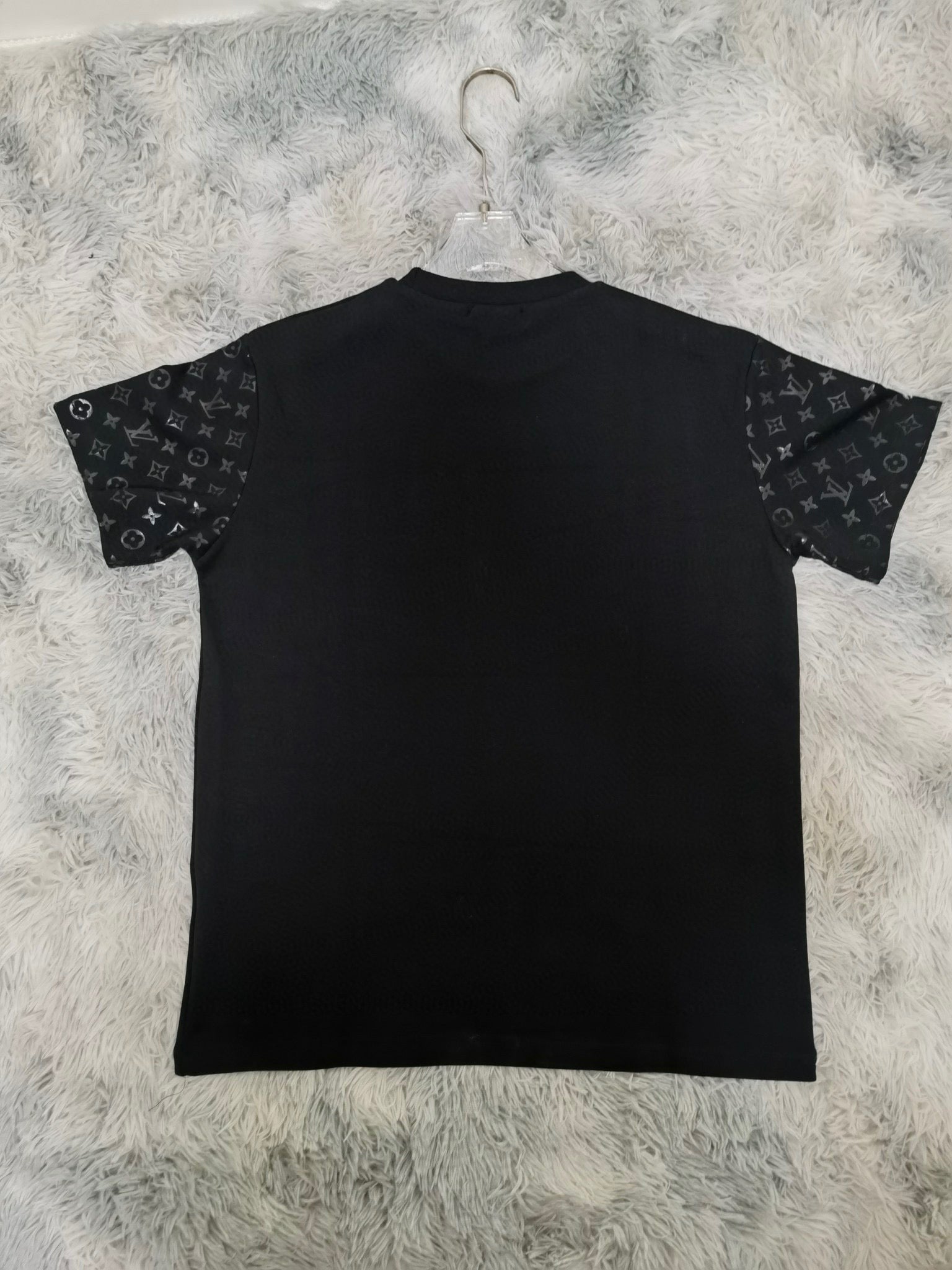 Best Replica Louis Vuitton T-shirt - Colareps