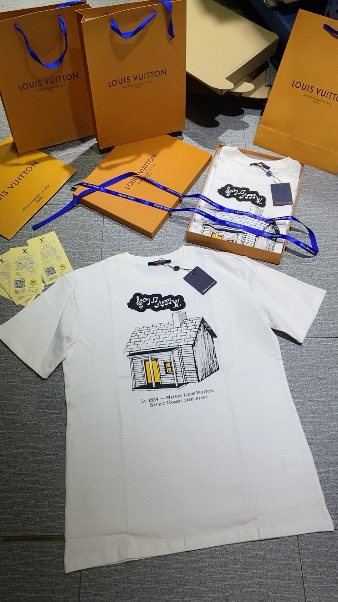 Best Replica Louis Vuitton T-shirt - Colareps