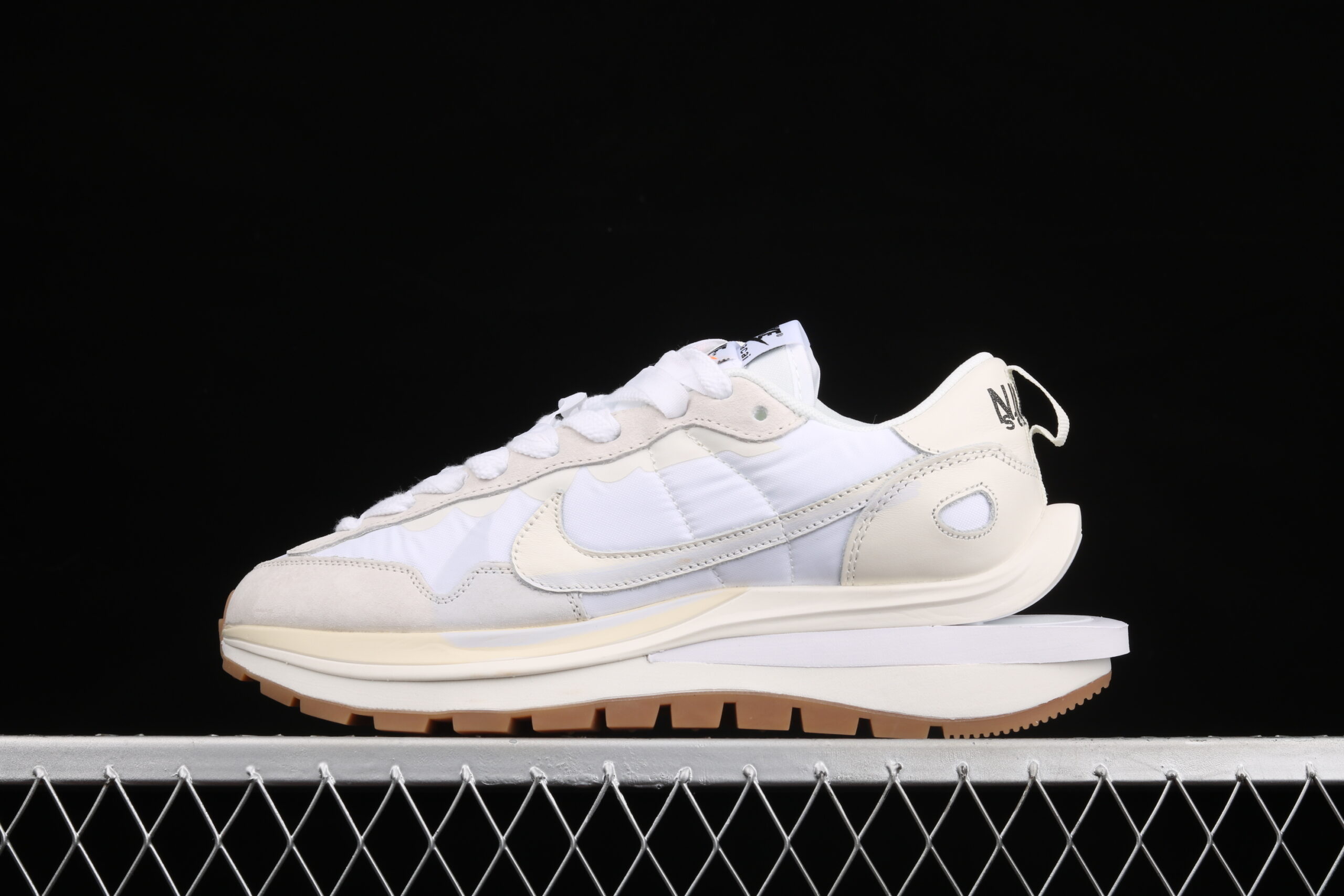 Best Replica Nike Vaporwaffle, Sacai Sail Gum - Colareps