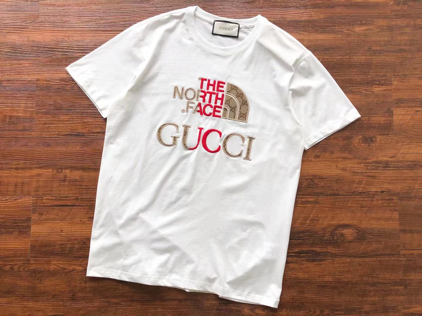 Best Replica Gucci x The North Face T-shirt - Colareps
